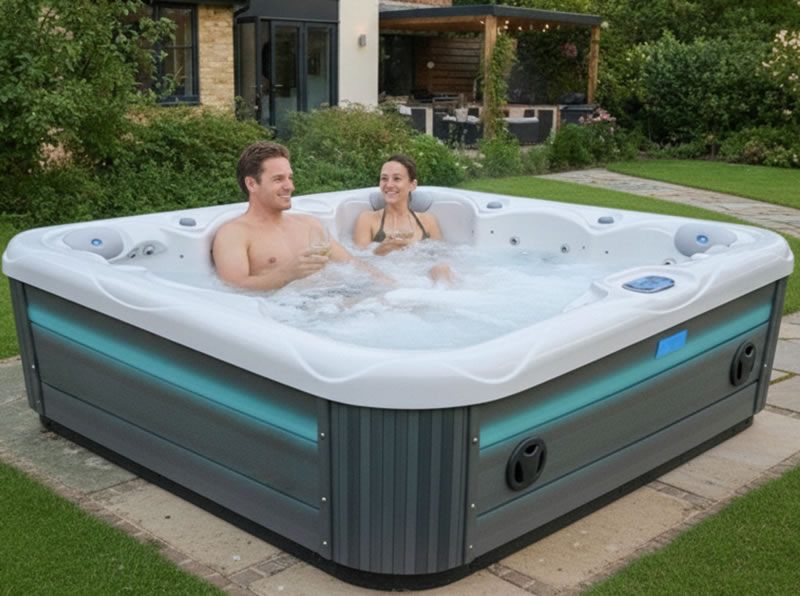 Reef Spas Atauro Couple